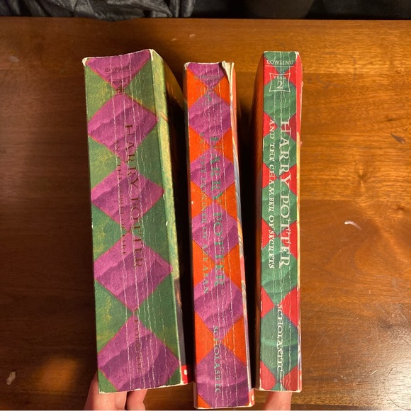 Harry Potter collection bundle- books, figurines, wands, book bag & more - Picture 15 of 17